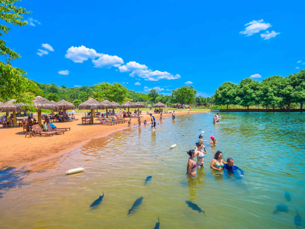 Lugares para viajar barato - Flutuação e Balneário Nascente Azul em Bonito