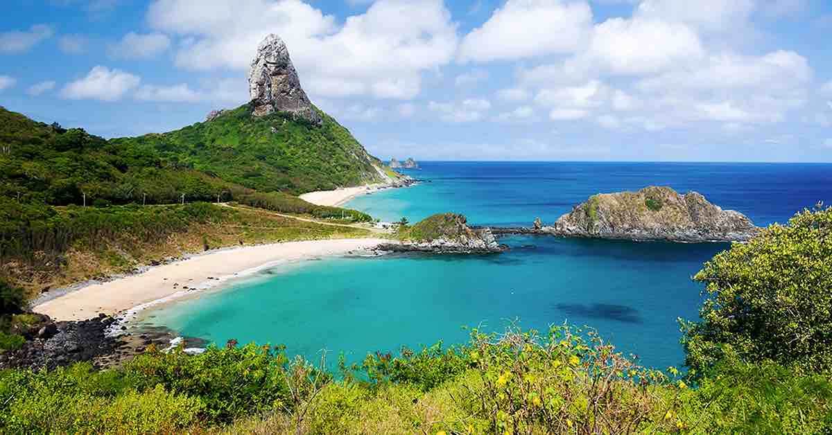Fernando de Noronha ou Bonito MS: qual destino escolher para sua viagem de ecoturismo